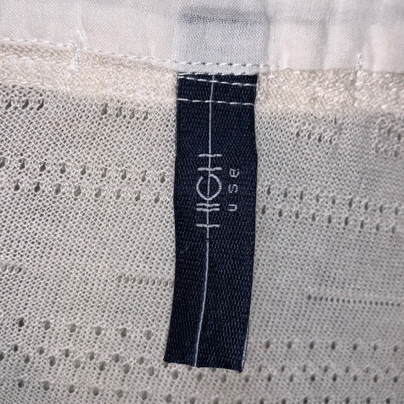 HIGH EVERTIME COUTURE Linen Laced Blouse - Picture 12 of 12